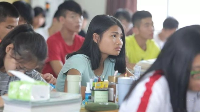 He Li（Chinese female track and field athlete）_Baiduwiki