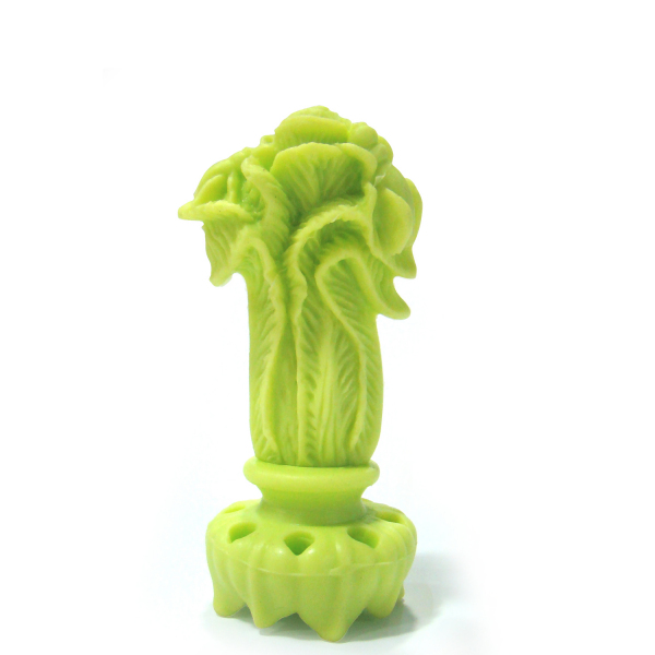 中国　玉石翡翠彫刻　白菜に昆虫　置物　重さ約4.25kg　D　R5490B 中国玉石翡翠彫刻白菜に昆虫置物重さ約4.25kgDR5490B 翡翠白菜彫刻