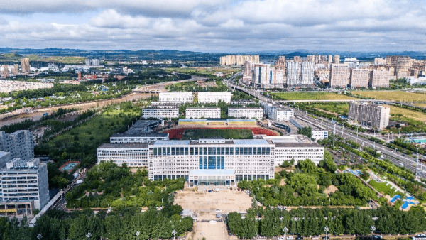 Chifeng City（A prefecture-level city under the administration of the ...