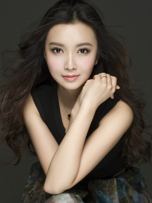 Fu Rui（a vocalist of ethnic singing style from Mainland China）_Baiduwiki