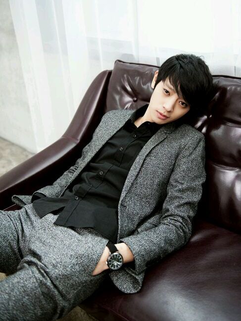 Jung Joon Young（South Korean rock singer）_Baiduwiki