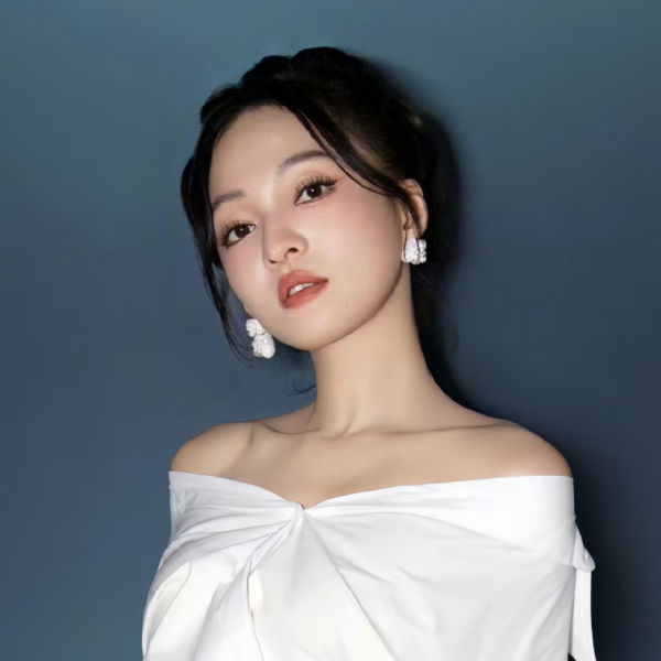 Angela Zhang（中国語ポップスの女性歌手、女優、音楽プロデューサー