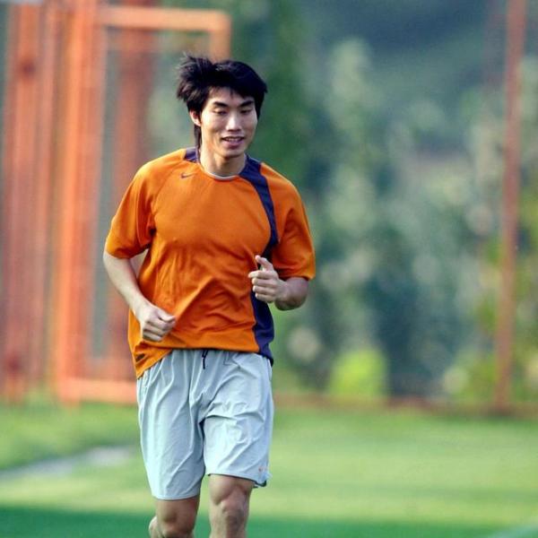 【選手支給品】2019年広州恒大CFAユニフォーム　10番鄭智選手 チェン・ジー（中国のサッカー選手、指導者）_百度百科