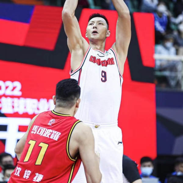 Yi Jianlian（中国のプロバスケットボール元選手）_百度百科
