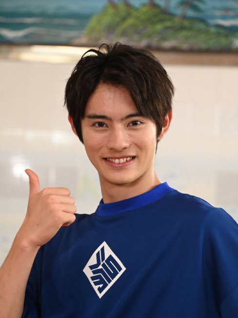 仮面ライダーリバイス　五十嵐一輝アクリルスタンド　前田拳太郎 Amazon.co.jp: 仮面ライダーリバイス アクリルスタンド アクスタ 仮面