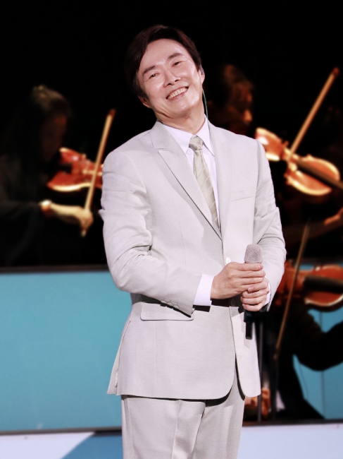 Yu-Ching Fei（Mandopop male singer and host）_Baiduwiki