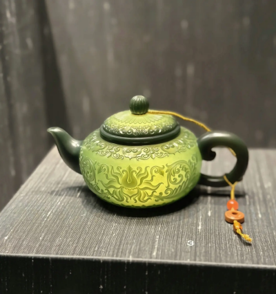 中華纏枝文薄胎玉壶_百度百科